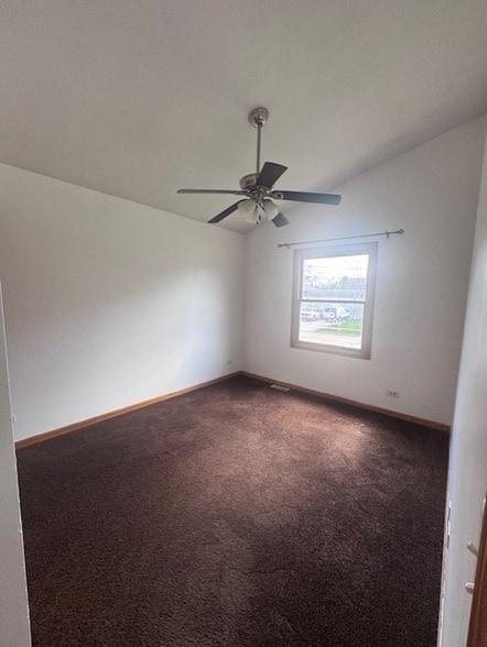 Building Photo - 396 Ridgeland Ave