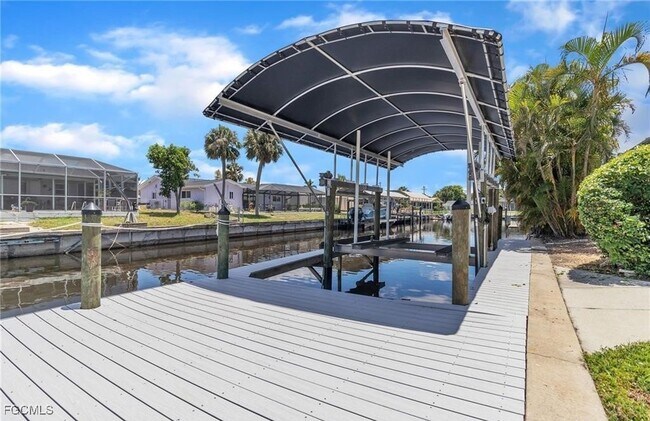 Building Photo - 4330 S Canal Cir