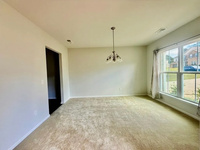 Building Photo - 212 Himalaya Way