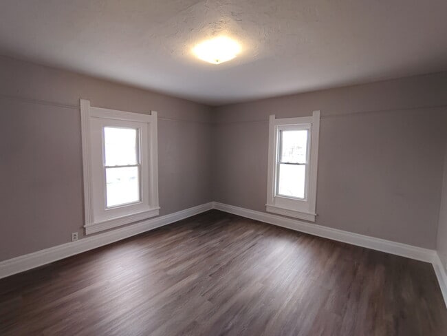 Building Photo - 2804 Columbus Ave