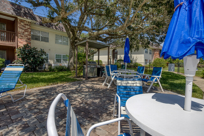 Building Photo - Coronado Cove A7 - CCA-7