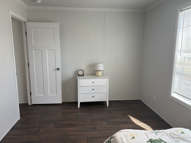 Building Photo - 47 Cimarron