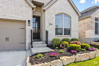 Building Photo - Comfort Living-Furnished-Corporate House