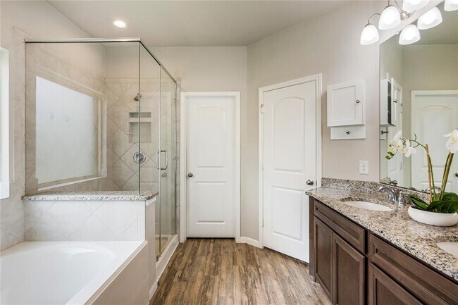 Building Photo - 30815 Berkshire Downs Dr