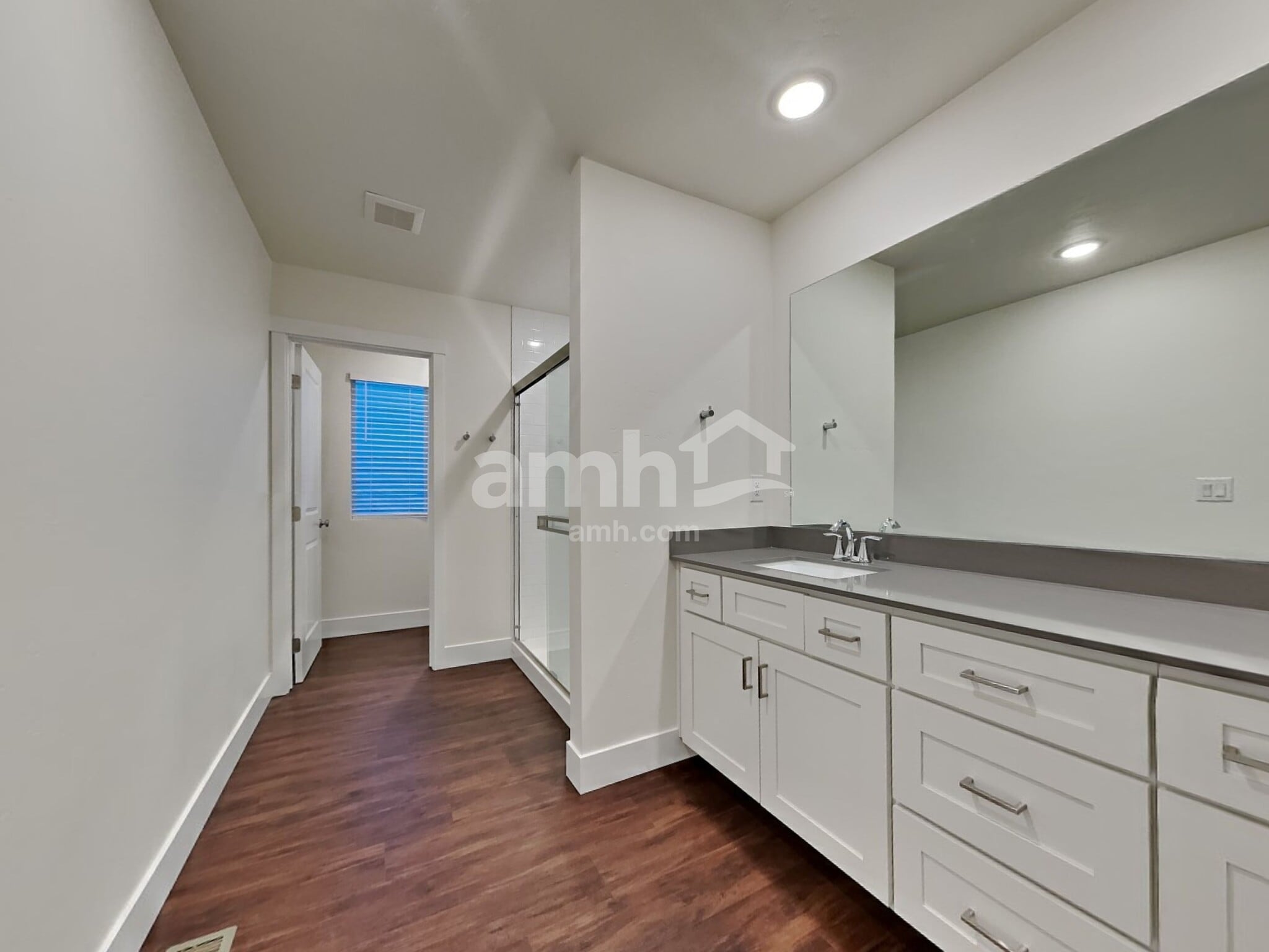 Building Photo - 11502 W Mesquite St