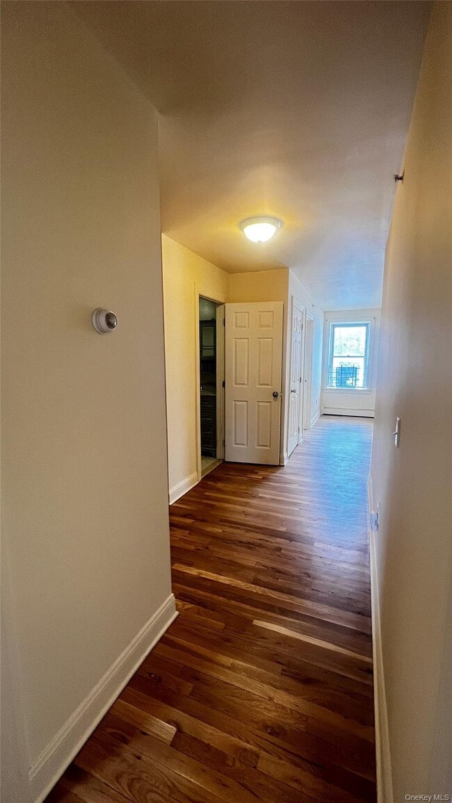 Building Photo - 97 Liberty St