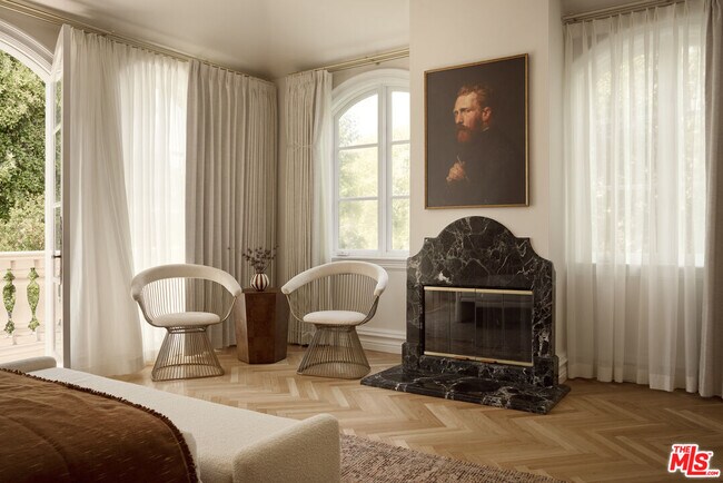 Building Photo - 628 N Rodeo Dr