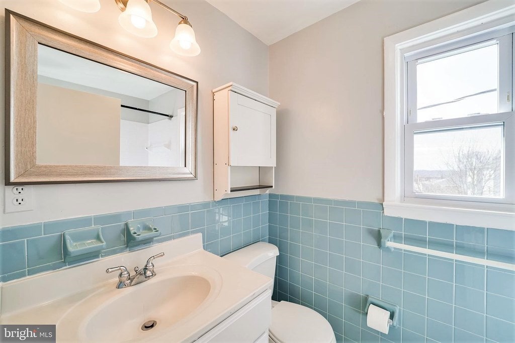 Building Photo - 1912 S Glebe Rd