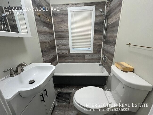 Building Photo - 4122 Cedarwood Ave