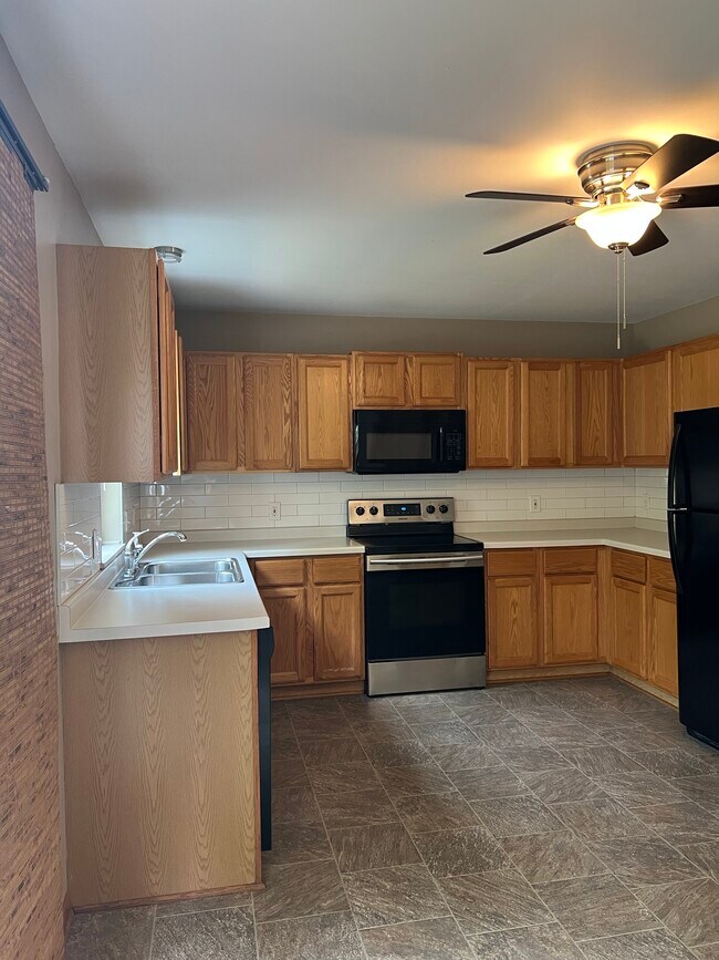 Kitchen - 147 Laurie St