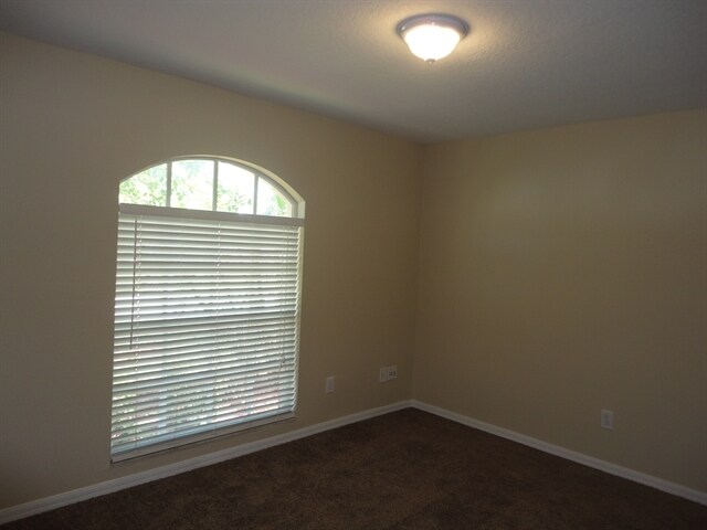 Building Photo - 24540 Laurel Ridge Dr