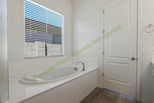 Building Photo - Beautiful Queen Creek Home in Prime Location – Spacious Living with Modern Comforts!