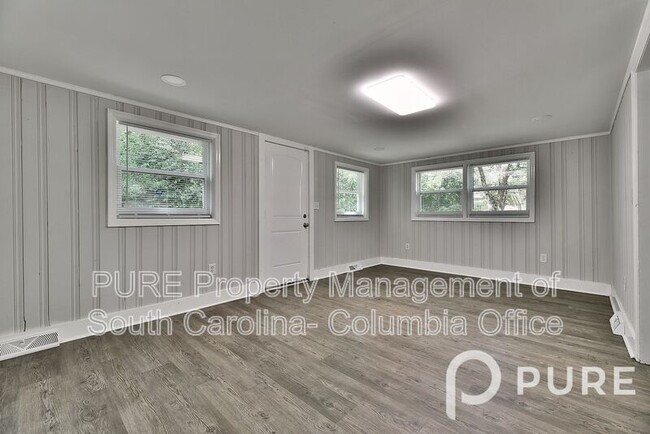 Building Photo - 1414 Mt Vernon St