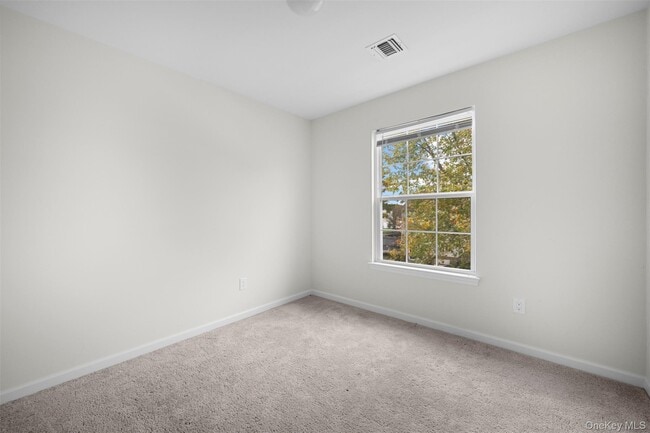 Building Photo - 730 Provost Ave