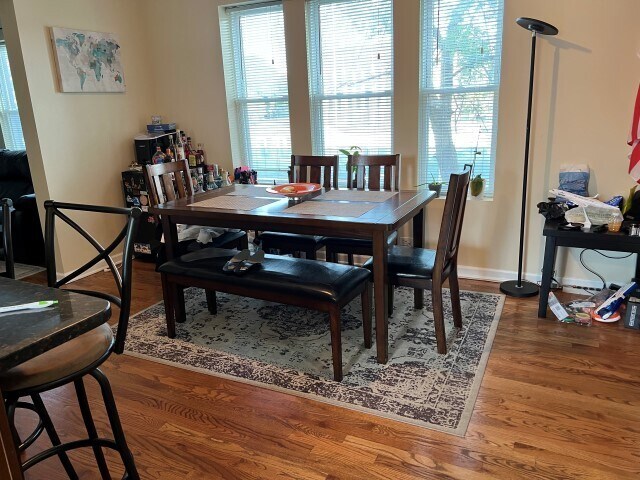 Building Photo - 3422 W Leland Ave