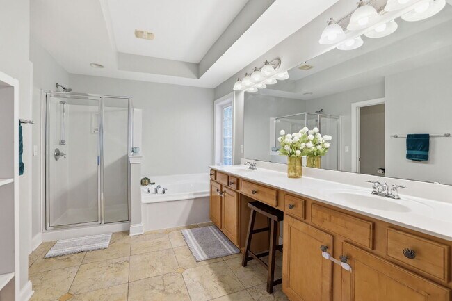 Building Photo - Welcome Home to 8626 Sagekirk Ct