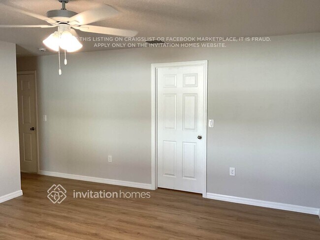 Building Photo - 2039 Harbell Ave SW