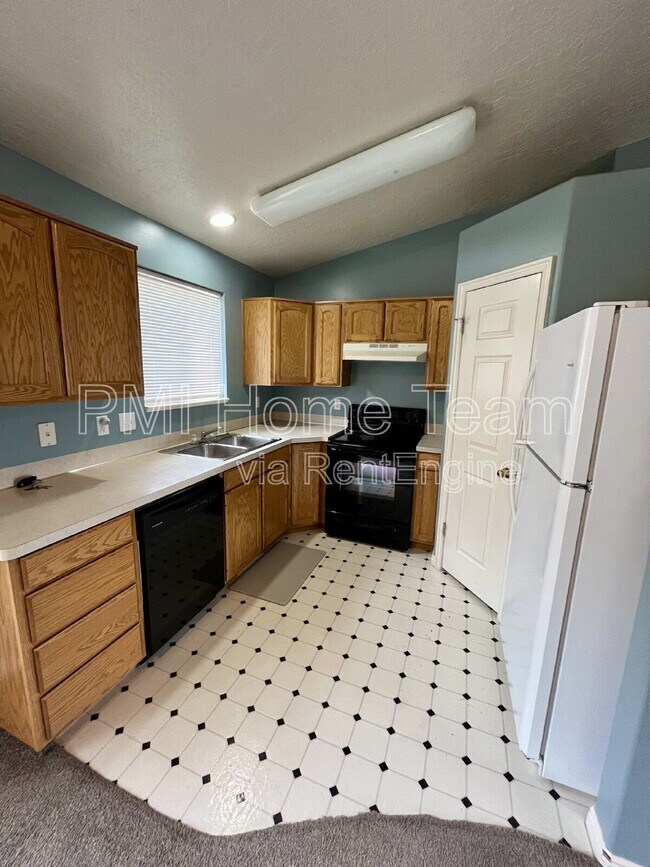 Building Photo - 1222 Willard Peak Dr