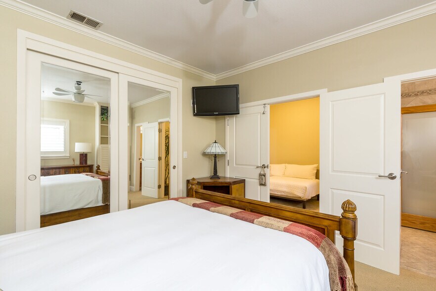 Building Photo - 34 4th St