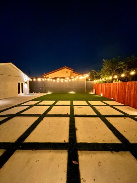Building Photo - 4716 Merced Ave