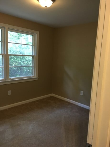 Building Photo - 418 Laborde Dr