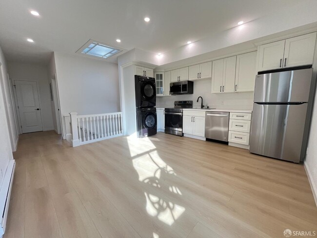 Building Photo - 3643 25th St