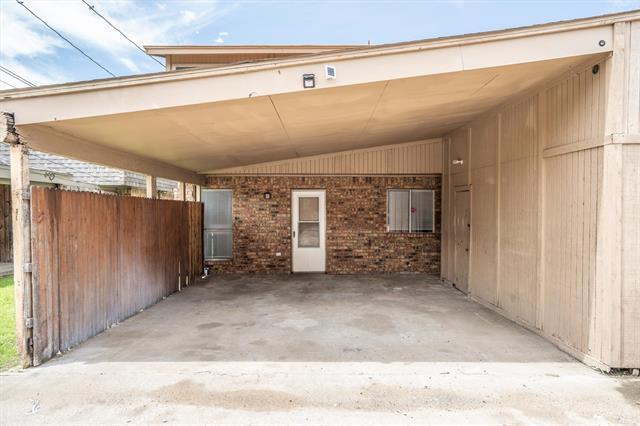 Building Photo - 2205 Chase Ct
