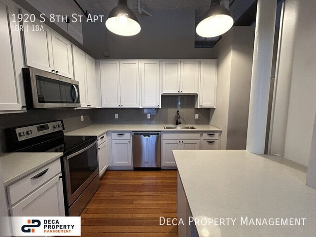 Building Photo - 1920 S 8th St