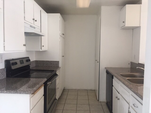 Building Photo - 24431 Trevino Dr