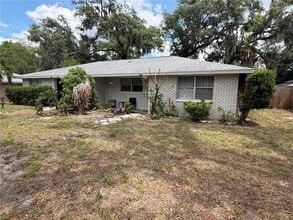 Building Photo - 5305 Oakwood Ct