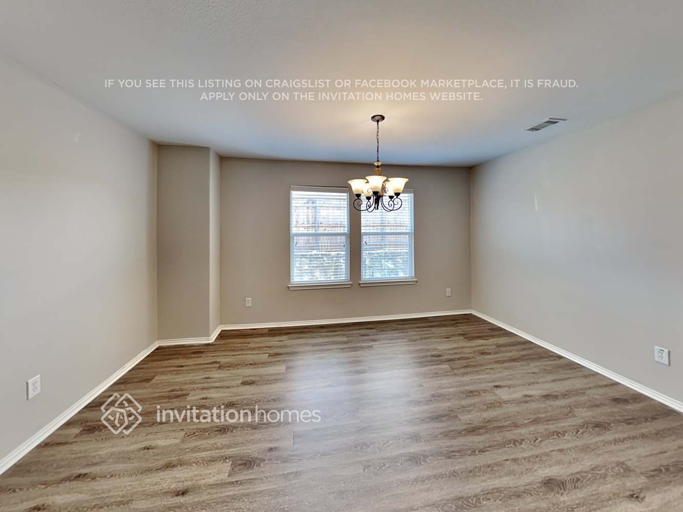 Building Photo - 602 Azalea Dr