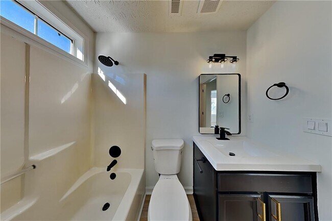 Building Photo - 3616 Hollyhock Way NW