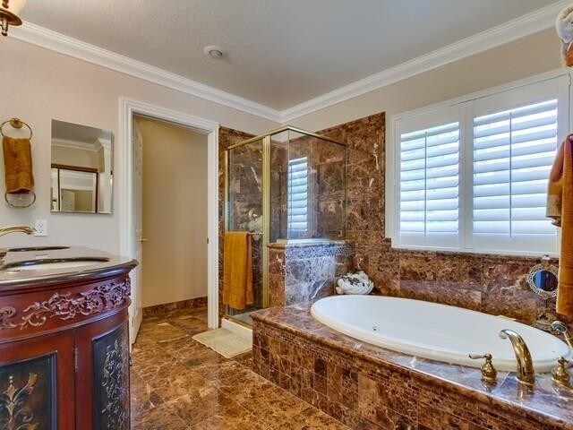 Building Photo - Beautiful Avocado Highlands Home For Lease