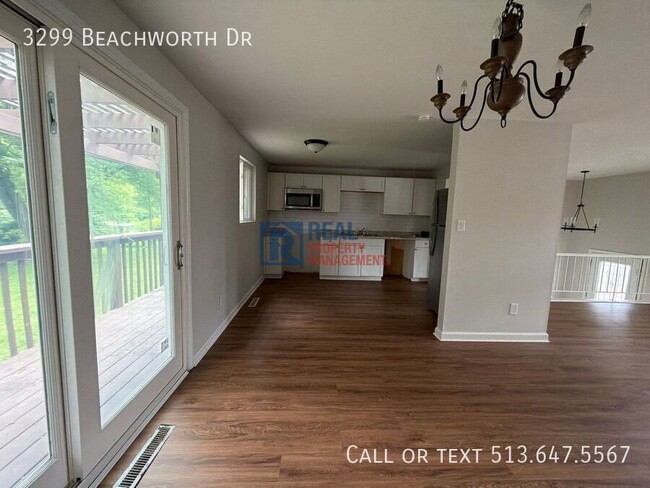 Building Photo - 3299 Beachworth Dr