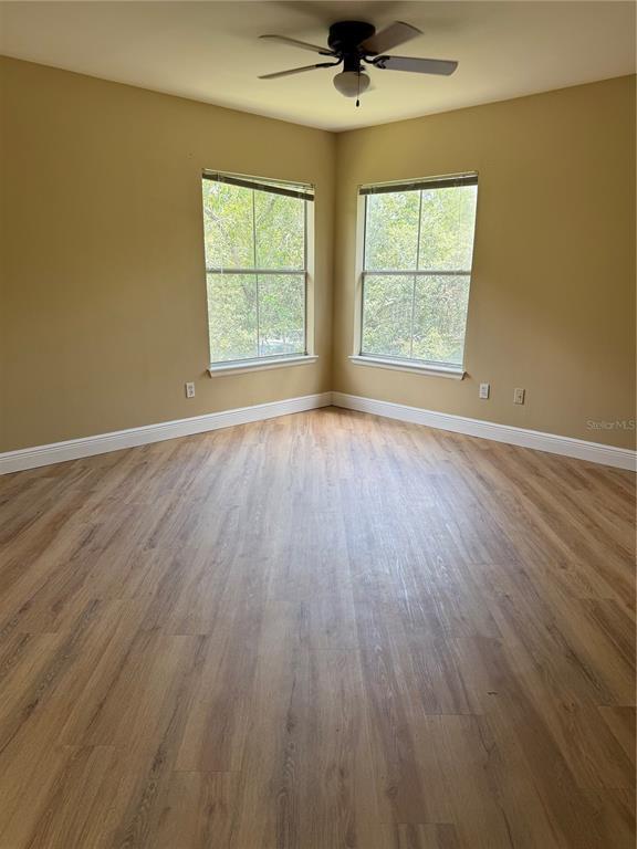 Building Photo - 490 N Pin Oak Pl