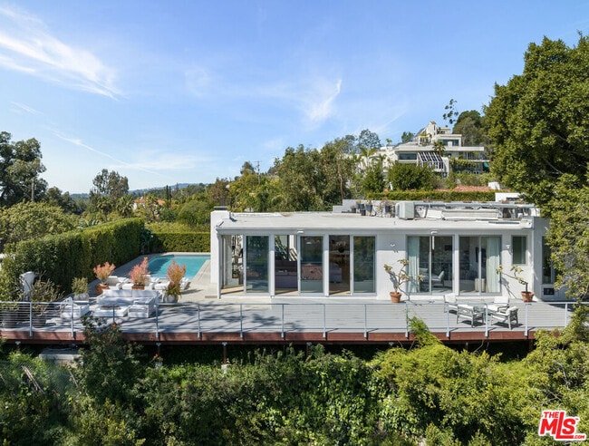 Primary Photo - 9260 Cordell Dr