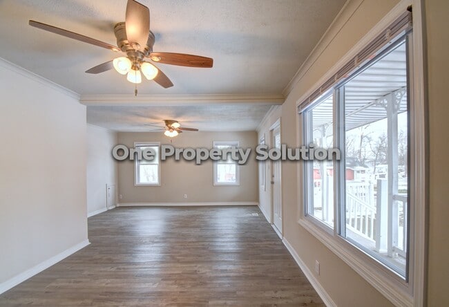 Building Photo - 4589 Hayes St