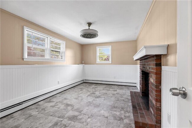 Building Photo - 21 Reardon Dr