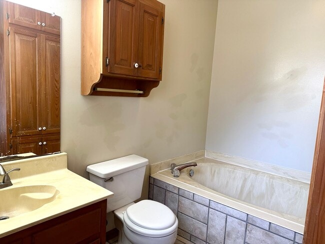 Building Photo - Charming 3 Bedroom 2 Bath home for Rent in Zachary