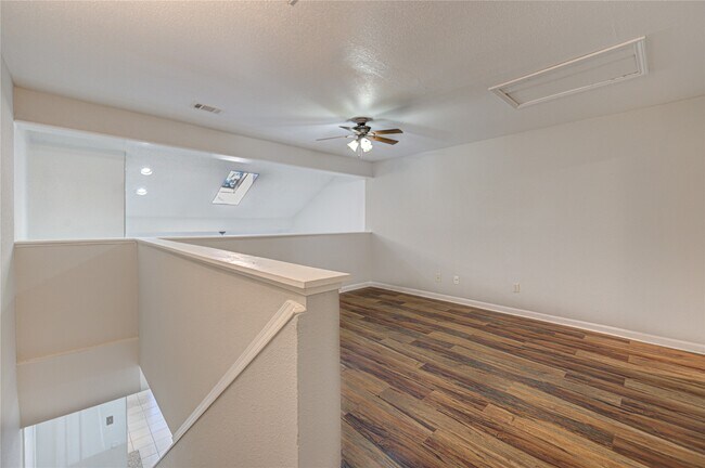 Building Photo - 16800 Sugar Pine Dr