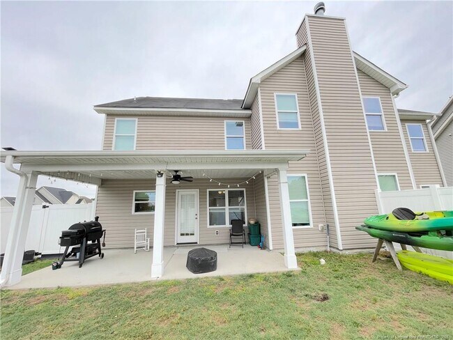 Building Photo - 14 Appomattox Dr