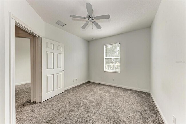 Building Photo - 1501 Napoli Dr W