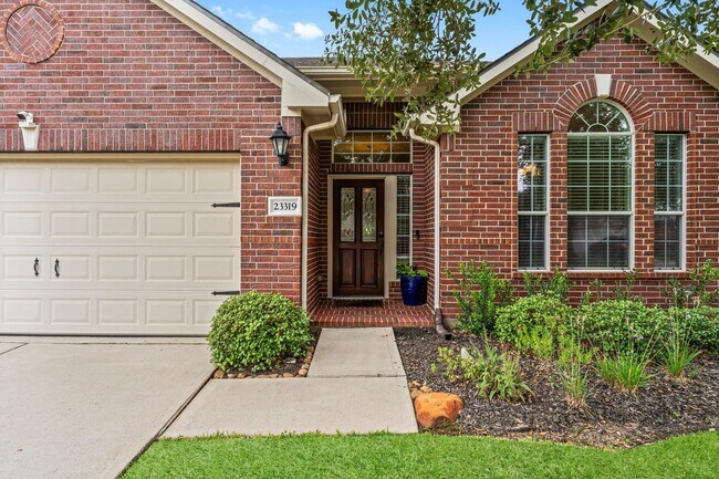 Building Photo - 23319 W Pine Ivy Ln