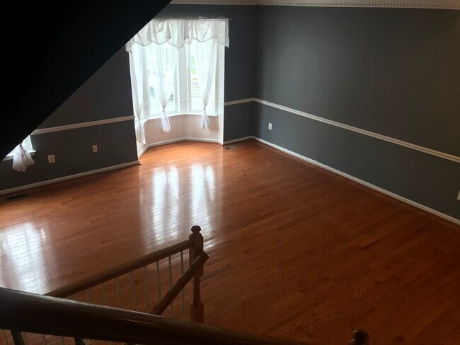 Building Photo - 205 Tilden Way