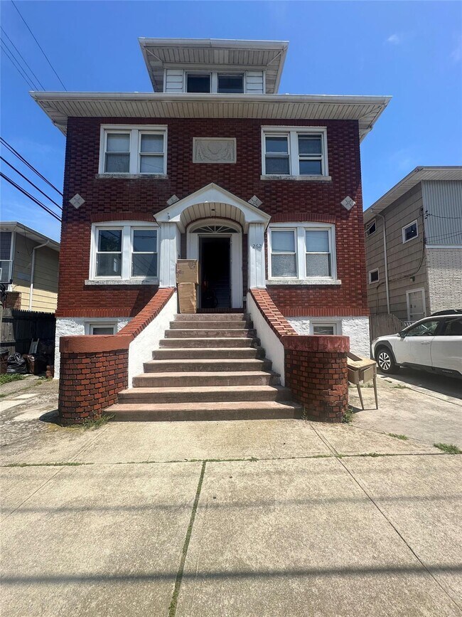 Building Photo - 262 Neptune Blvd