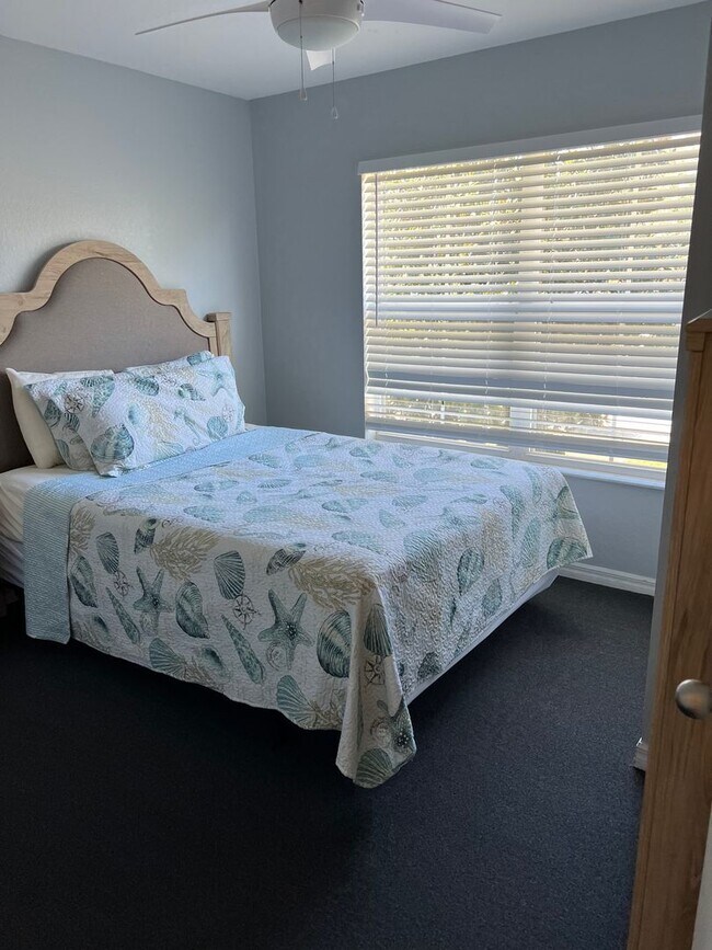 Building Photo - 2280 San Vital Dr