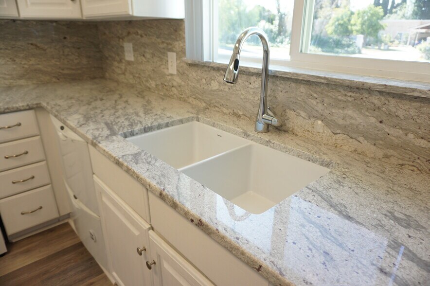 Building Photo - 18243 Superior St