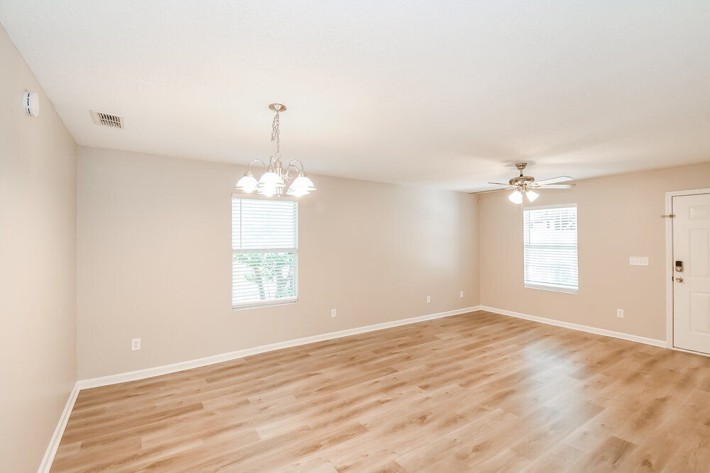 Building Photo - 1233 Homard Pl