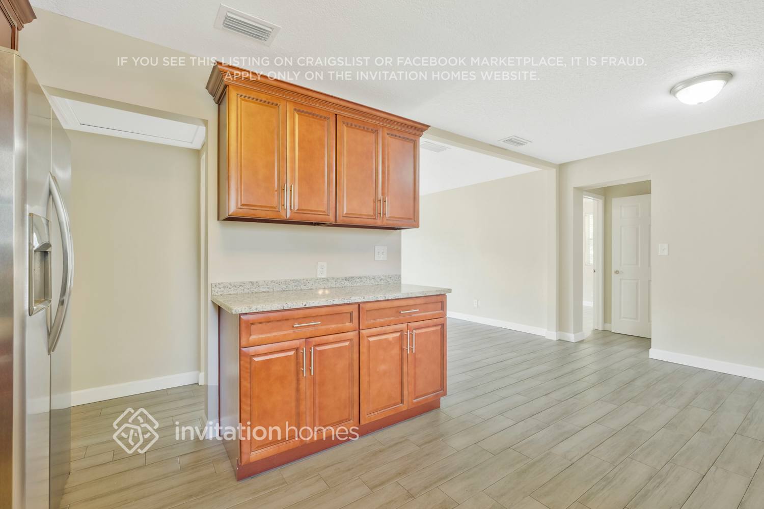 Building Photo - 2527 Oak Summit Dr