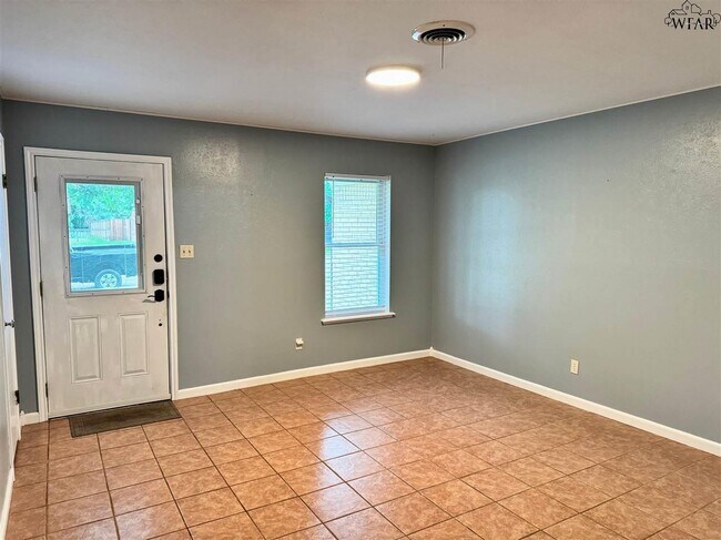 Building Photo - 4609 Tammy Dr